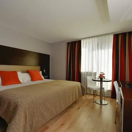 Tent Hotel 4*