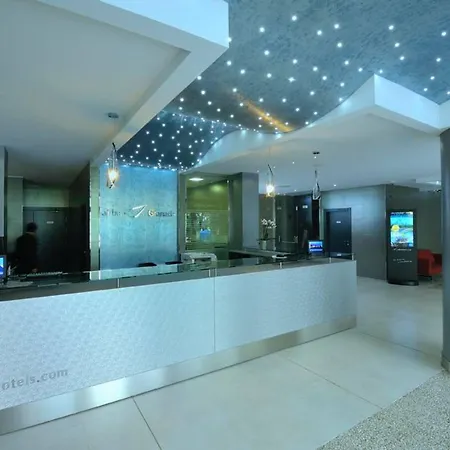 Hotel Tent