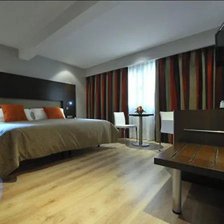 Tent Hotel 4*
