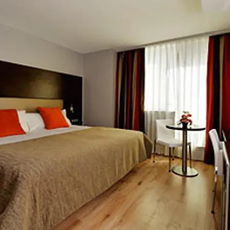 Hotel Tent Granada