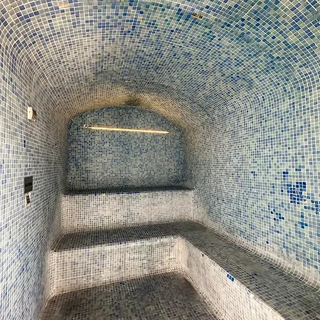 Hotel Tent
