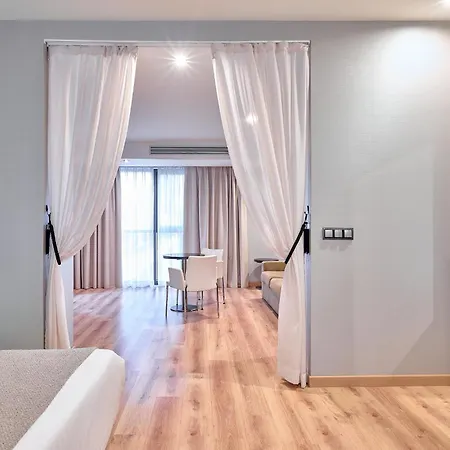 Turia Szálloda 4*