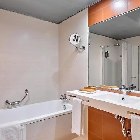 Turia 4* Granada